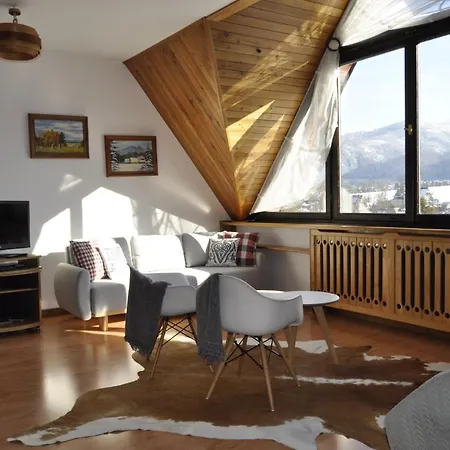 فندق مبيت وإفطار Art House Szymaszkowa 1
