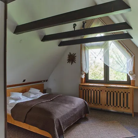 Art House Szymaszkowa 1 Bed & Breakfast